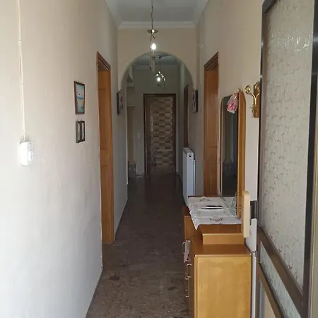 Dimitra's Garden Διαμέρισμα *