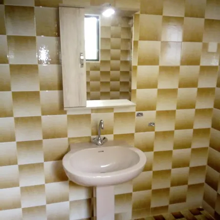 Dimitra'S Garden Apartments